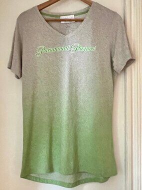 Paramount Pictures s/s tee- sz: L -made exclusively for Paramount, made in India